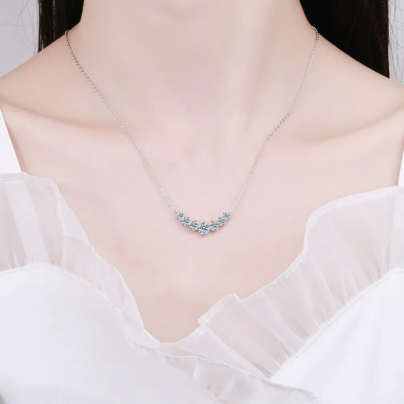 Timeless Radiance: The Eternal Spark Moissanite Pendant Necklace – Luxe Edition