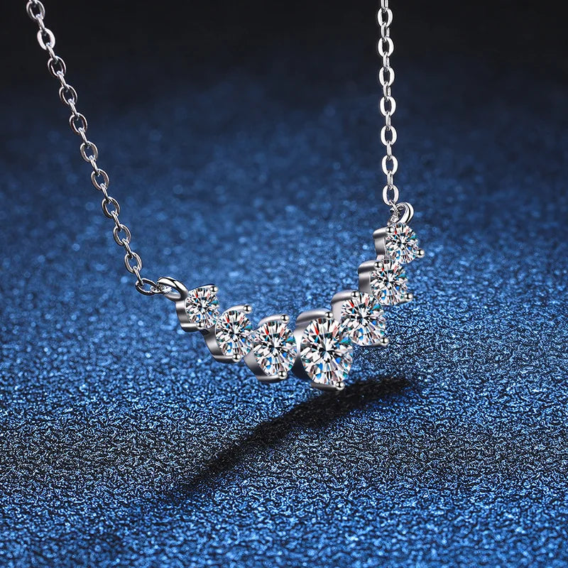 Timeless Radiance: The Eternal Spark Moissanite Pendant Necklace – Luxe Edition